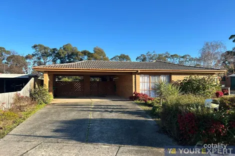Property photo of 22 Willslie Crescent Berwick VIC 3806