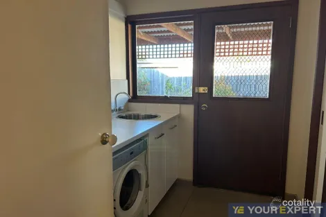 Property photo of 22 Willslie Crescent Berwick VIC 3806