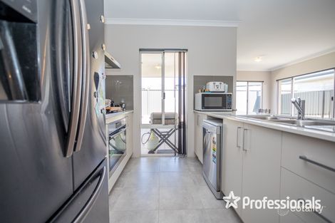 Property photo of 8 Hamelin Loop Harrisdale WA 6112