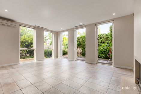 Property photo of 3/72 Mathoura Road Toorak VIC 3142