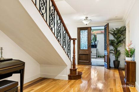 Property photo of 2 Tudor Court Balwyn North VIC 3104