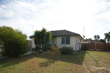 Property photo of 14 Robertson Crescent Deniliquin NSW 2710