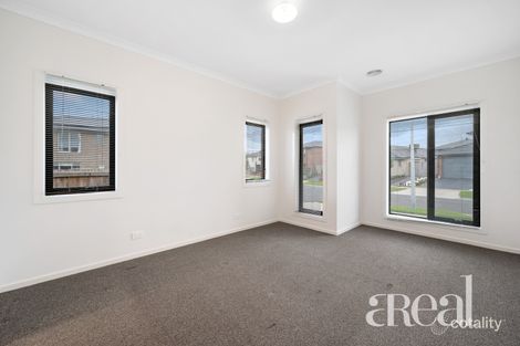 Property photo of 23 Darsham Crescent Point Cook VIC 3030