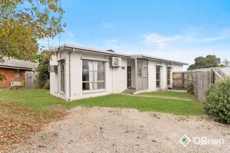32 Ballarto Rd, Frankston North, VIC 3200