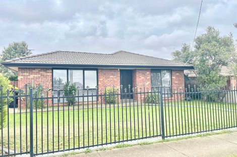 12 Gunnawarra Rd, Kurunjang, VIC 3337