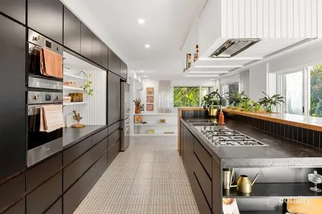 Property photo of 44 Shaw Road Kalinga QLD 4030