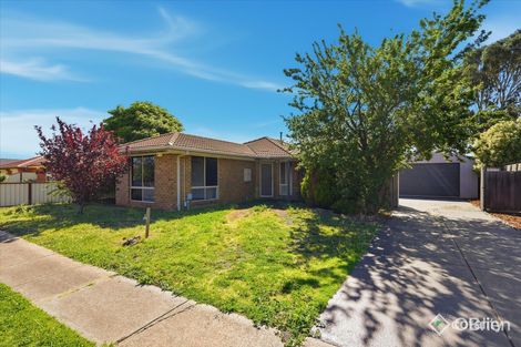 Property photo of 27 Dunvegan Drive Kurunjang VIC 3337