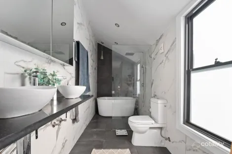 Property photo of 9 Tremain Avenue West Bathurst NSW 2795