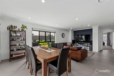 Property photo of 6 Asciano Place Bridgeman Downs QLD 4035