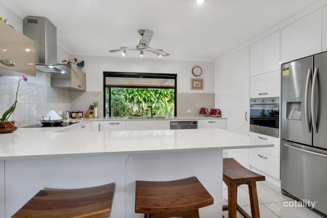 Property photo of 8 Dennis Close Mooroobool QLD 4870