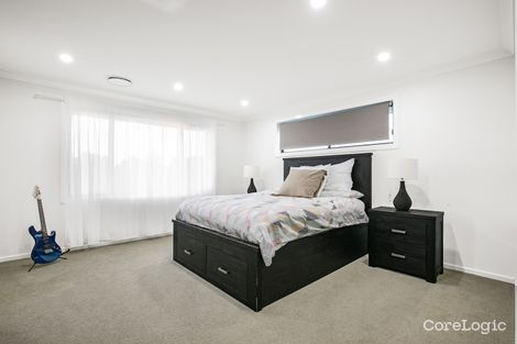 Property photo of 2 Bowen Circuit Gledswood Hills NSW 2557