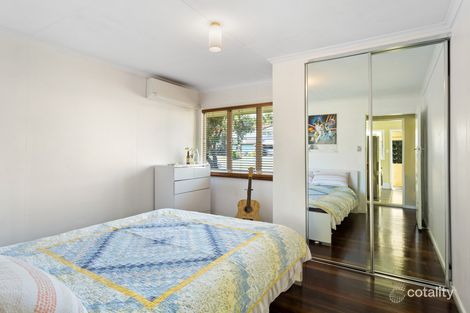 25 Pownall Cres, Margate, QLD 4019