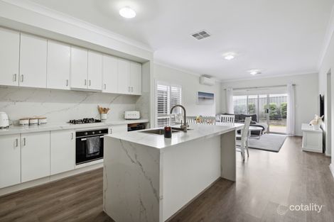 Property photo of 17 Owen Place Morphett Vale SA 5162