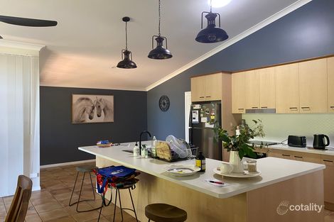 Property photo of 1 Belmonte Drive Coral Cove QLD 4670