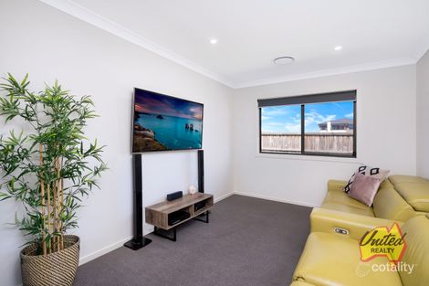 Property photo of 14 Kerilliau Street Gledswood Hills NSW 2557