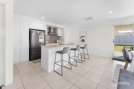 Property photo of 21 Bertha Loop Dudley Park WA 6210