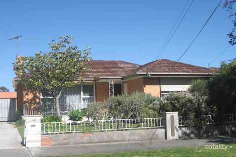 4 Lowell Ave, Kingsbury, VIC 3083