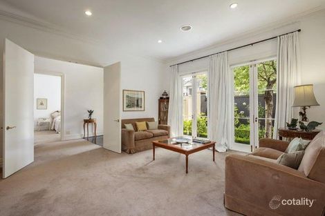 Property photo of 16 Devorgilla Avenue Toorak VIC 3142