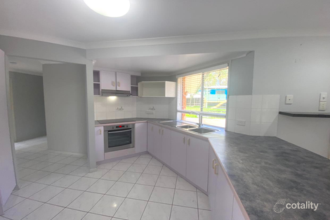 Property photo of 11 Dumfries Court Beaconsfield QLD 4740