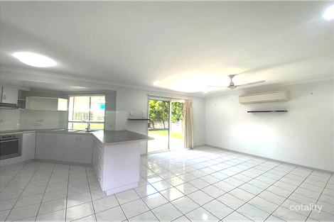 Property photo of 11 Dumfries Court Beaconsfield QLD 4740