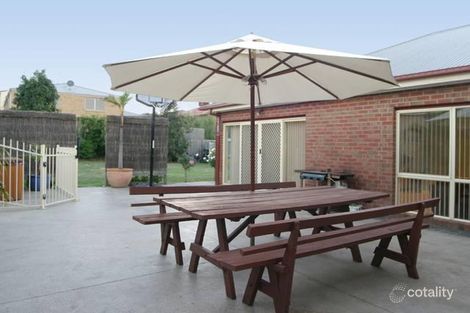 Property photo of 7 Wembley Drive Berwick VIC 3806