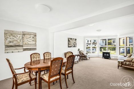 Property photo of 6 Honeysuckle Place Kellyville NSW 2155