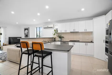 Property photo of 136A Darebin Boulevard Reservoir VIC 3073