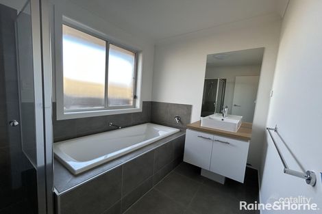 Property photo of 17 Maiolo Crescent Blakeview SA 5114