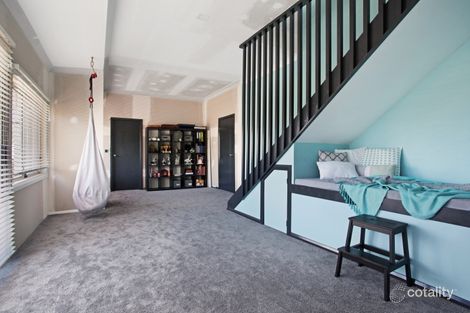 Property photo of 2 Hely Avenue Fennell Bay NSW 2283