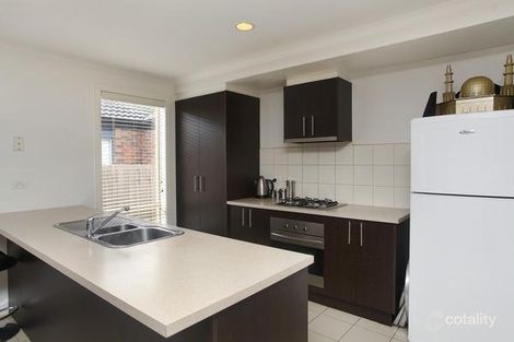 Property photo of 112 Rose Grange Boulevard Tarneit VIC 3029