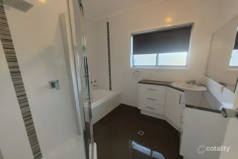 Property photo of 16 Hinge Street Mundulla SA 5270