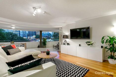 Property photo of 206/19 Wicklow Street Kangaroo Point QLD 4169