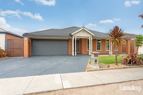 Property photo of 34 Cover Drive Sunbury VIC 3429