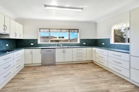 Property photo of 11 Shaw Street Norville QLD 4670