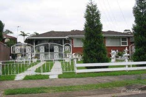 2 Hale Pl, Fairfield Heights, NSW 2165