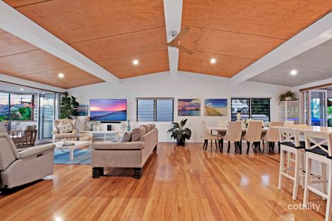 Property photo of 10 Seabeach Avenue Mermaid Beach QLD 4218