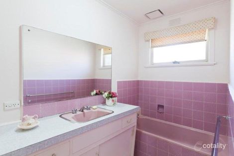 Property photo of 4 Glenair Street Templestowe Lower VIC 3107