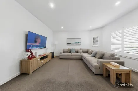 Property photo of 16 Newhaven Lane Croydon VIC 3136