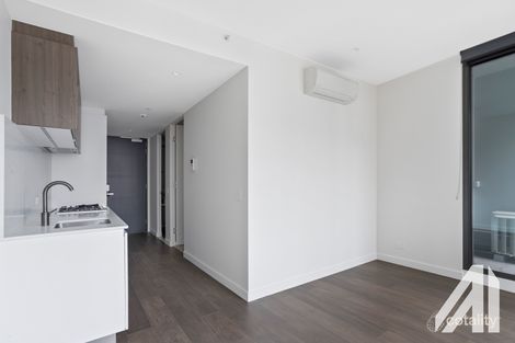 Property photo of 2313/23 Mackenzie Street Melbourne VIC 3000