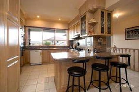 Property photo of 10 Aspen Close Wantirna South VIC 3152