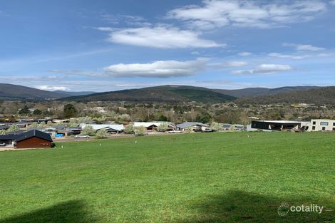 Property photo of 26 Mountain Mist Drive Bright VIC 3741