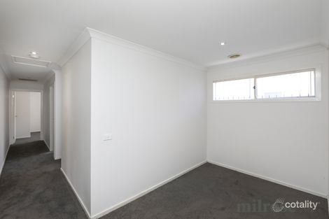 Property photo of 45 Camelot Drive Tarneit VIC 3029