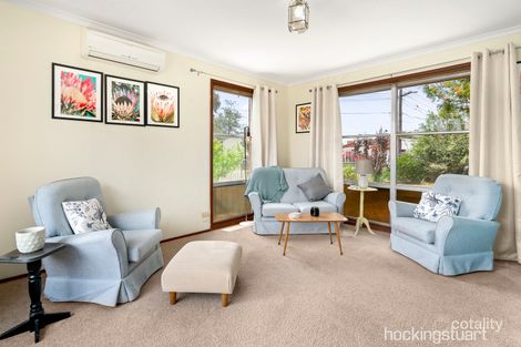 Property photo of 2 Hogan Grove Werribee VIC 3030