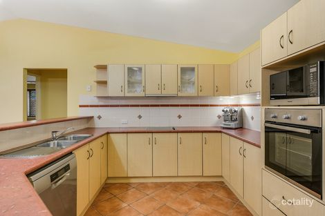 Property photo of 11 Biscay Crescent Glenvale QLD 4350