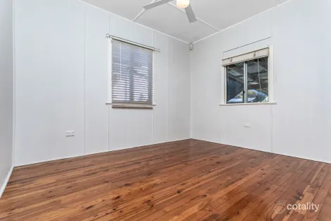 Property photo of 105 Dover Road Redcliffe QLD 4020