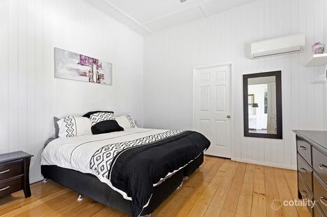 Property photo of 18 Gillespie Street Wandal QLD 4700