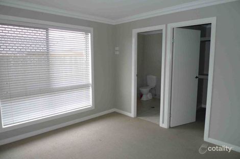 Property photo of 2/18 Sambar Court Kearneys Spring QLD 4350