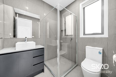 Property photo of 37 Eremaea Road Craigieburn VIC 3064