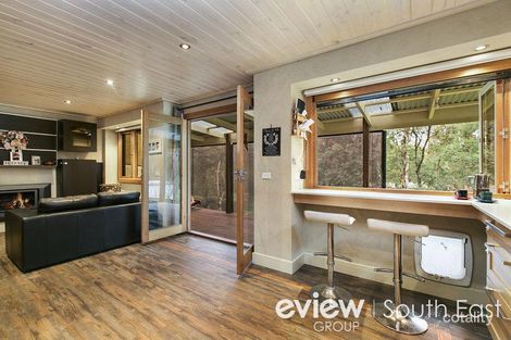 Property photo of 35 Mountain Road Cockatoo VIC 3781
