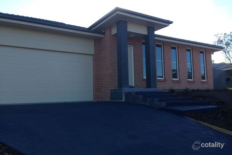 8 Bellona Ch, Cameron Park, NSW 2285